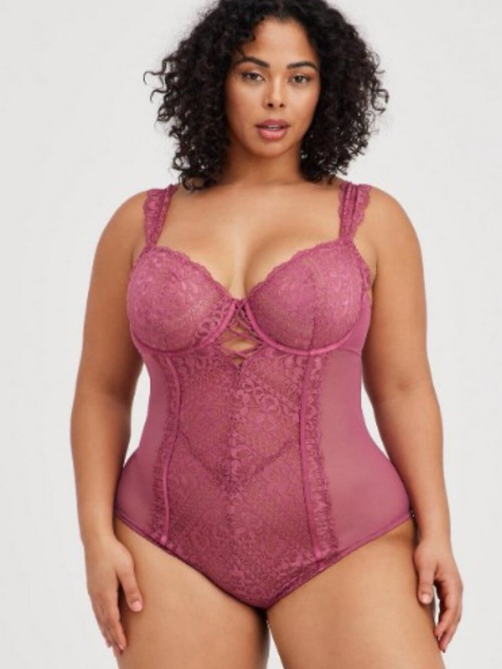Torrid NWT Violet lace Bodysuit size 4